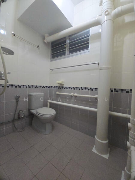 Common Bathroom
