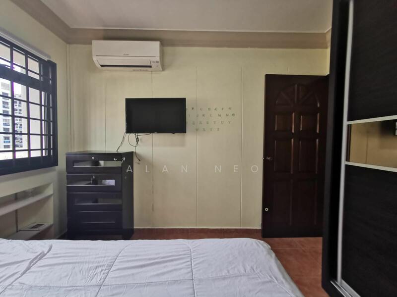 For Rent - 662 Woodlands Ring Road