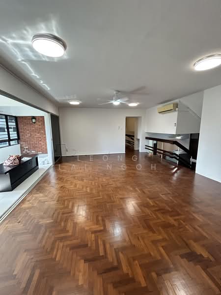 Pandan Valley, 4 Pandan Valley, 5 Bedrooms, 2,669 sqft, Condominium For Sale, by Leong Lai Ngoh, 60150111 - Living Room - PropertyGuru.com.sg