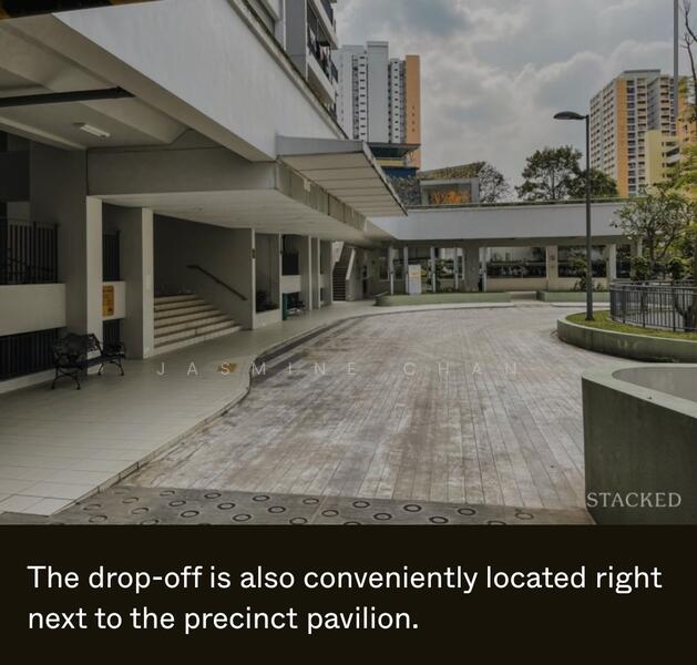 Sheltered Car Porch Lobby