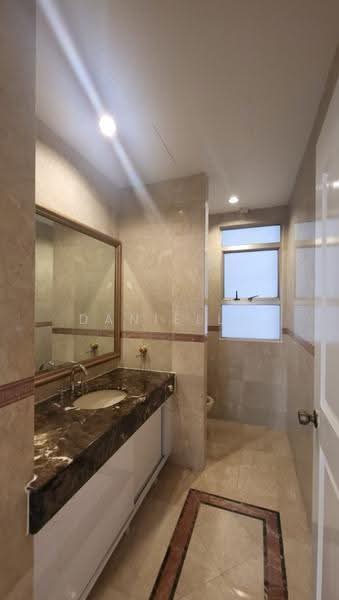 Leonie Condotel, 2 Leonie Hill Road, Orchard / River Valley, 4 Bedrooms, 2,568 sqft, Condominium For Rent, by Danielle Loh, 60150136 - Bathroom - PropertyGuru.com.sg