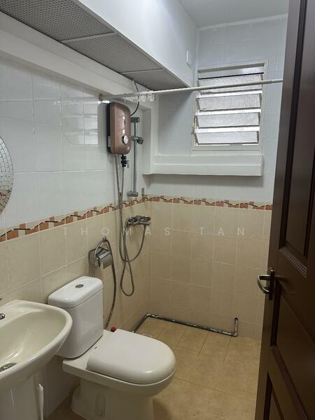 For Rent - 2D Upper Boon Keng Road