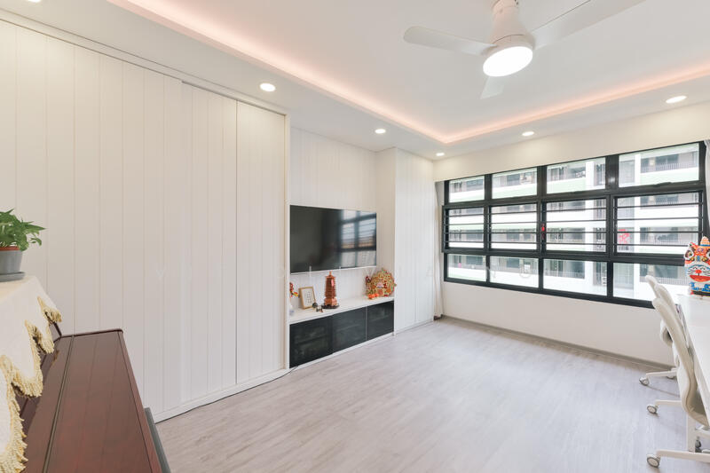 For Sale - 604A Tampines Avenue 9