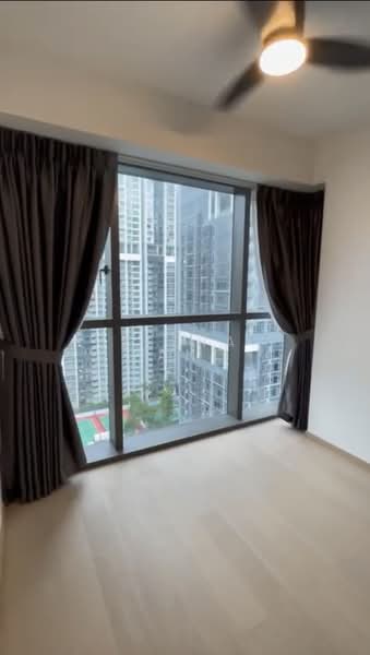 One Bernam, 1 Bernam Street, 2 Bedrooms, 732 sqft, Condominium For Rent, by Elena Pang, 60150319 - View - PropertyGuru.com.sg