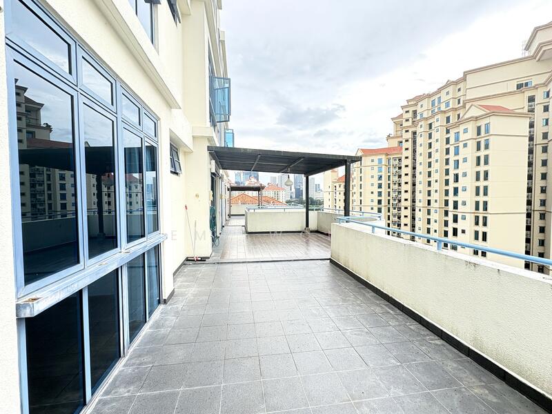 Outdoor Terrace