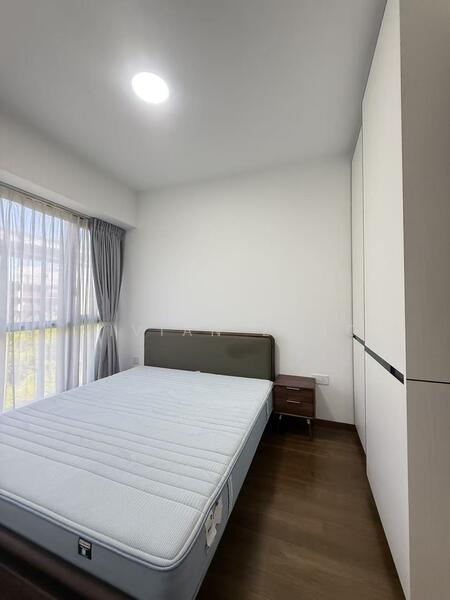 For Rent - Royalgreen