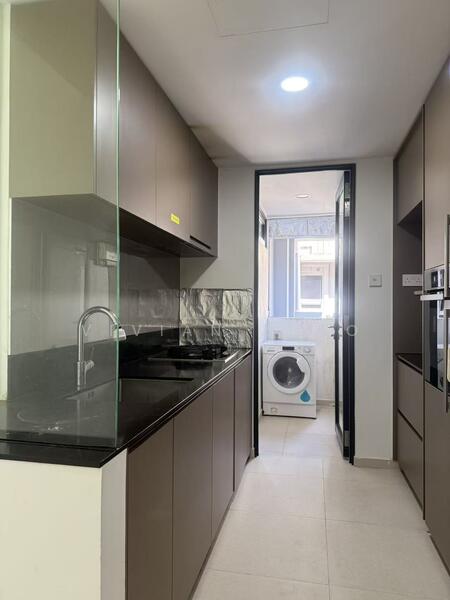 For Rent - Royalgreen