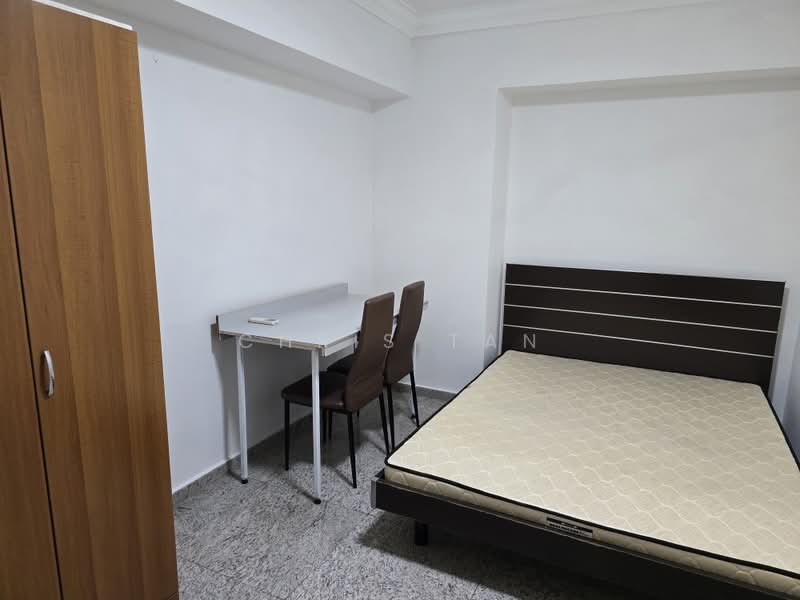 298B Compassvale Street, 298B Compassvale Street, 3 Bedrooms, 1,216 sqft, HDB Flat For Sale, by Chris Tan, 60150491 - Bedroom - PropertyGuru.com.sg