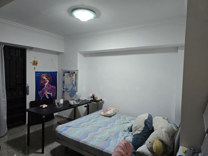 298B Compassvale Street, 298B Compassvale Street, 3 Bedrooms, 1,216 sqft, HDB Flat For Sale, by Chris Tan, 60150491 - Bedroom - PropertyGuru.com.sg