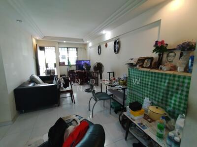 For Sale - 401 Hougang Avenue 10