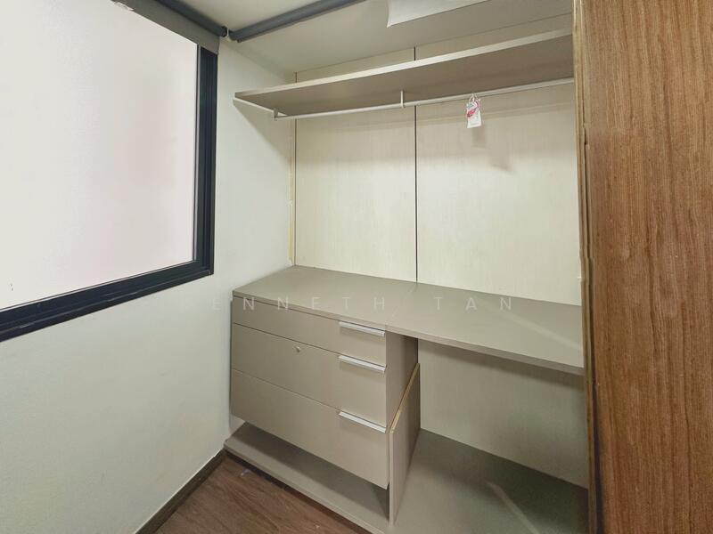 Walk In Wardrobe