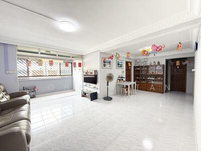 For Sale - 225 Simei Street 4