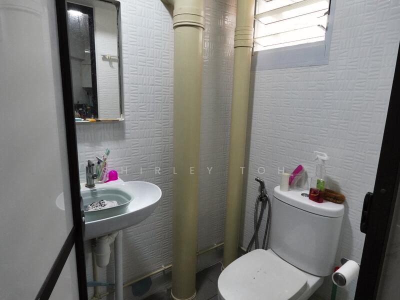 Common Bathroom 
