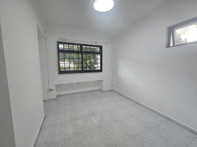 For Sale - 794 Woodlands Drive 72