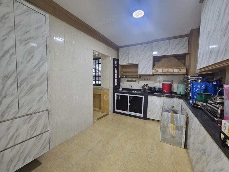 For Sale - 794 Woodlands Drive 72