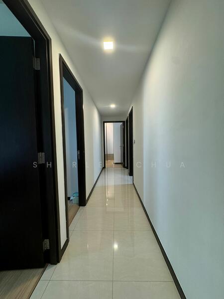 Bedrooms' foyer