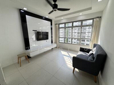 For Sale - 522C Tampines Central 7