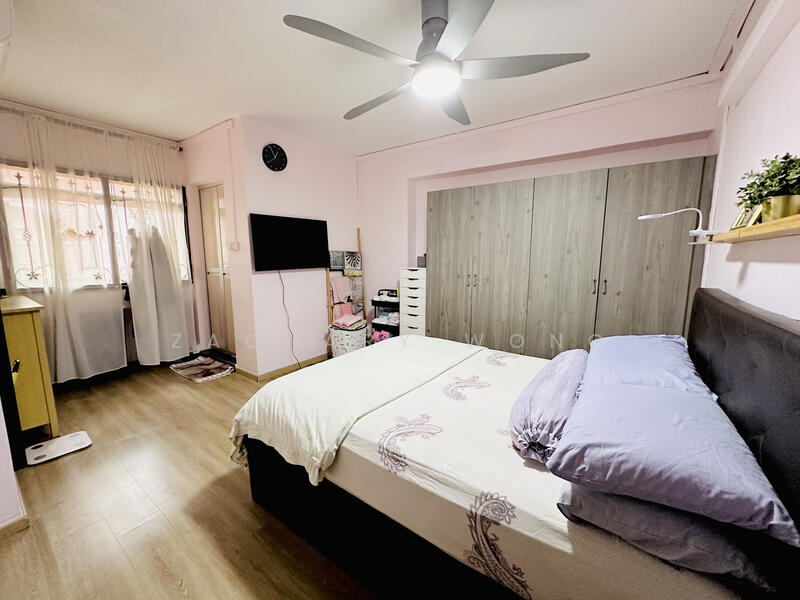 For Sale - 142 Pasir Ris Street 11