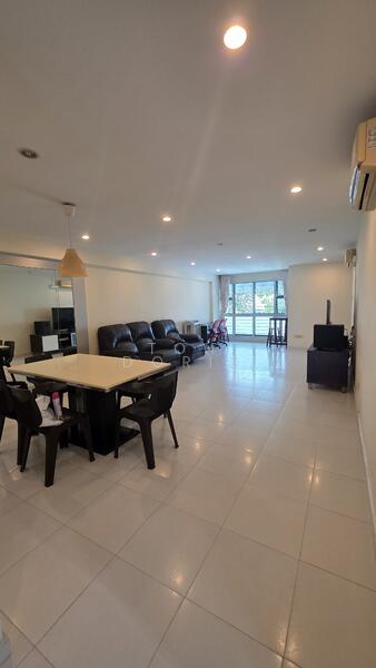 For Rent - 353A Admiralty Drive