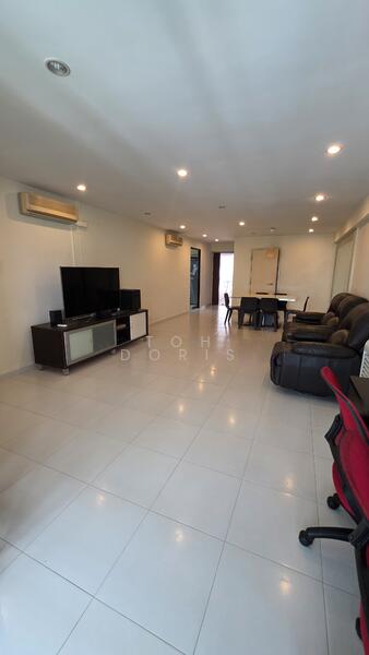 For Rent - 353A Admiralty Drive