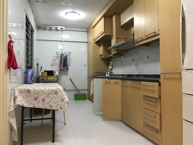 For Rent - 353A Admiralty Drive