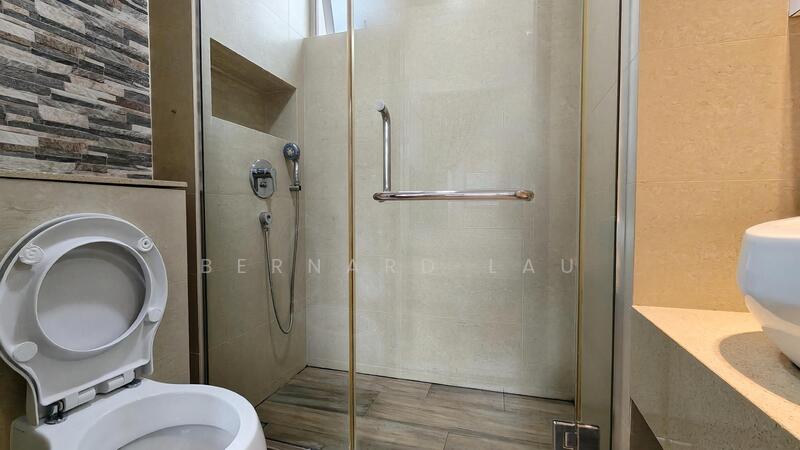 Master Ensuite