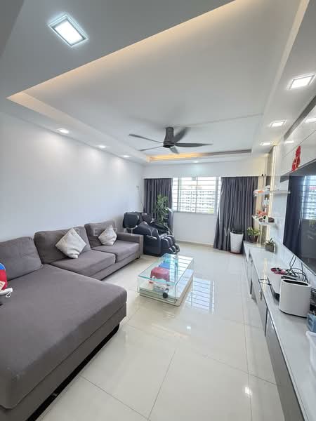448 Pasir Ris Drive 6, 448 Pasir Ris Drive 6, 4 Bedrooms, 1,572 sqft, HDB Flat For Sale, by Berlyn Aw, 60150961 - Living Room - PropertyGuru.com.sg