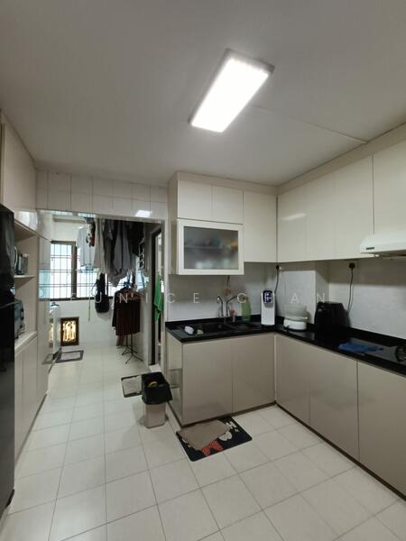 Kitchen - no cooking