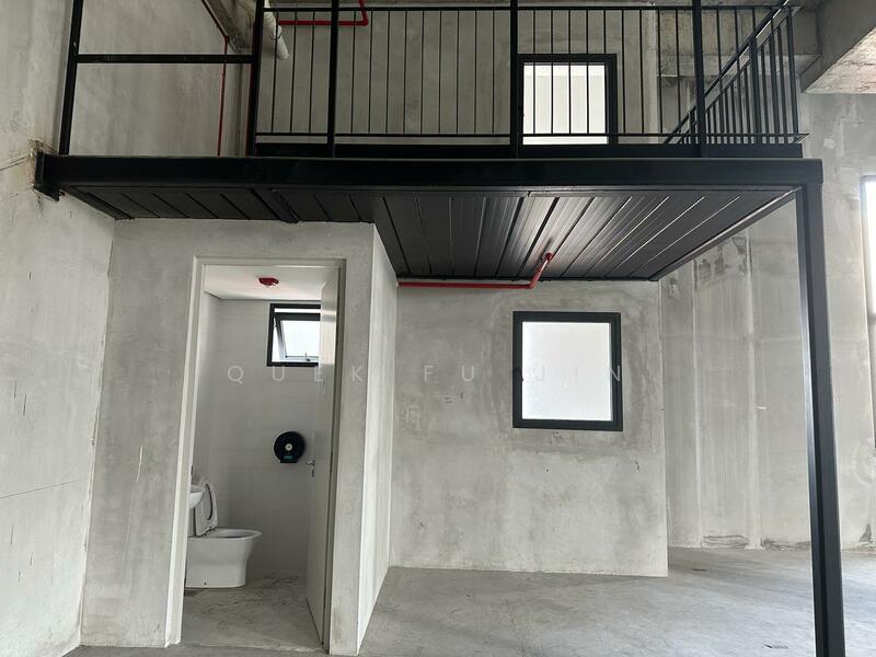 Freehold Industrial Building in Alexandra for Sale, , 36,883 sqft, Light Industrial (B1) For Sale, by Quek Fu Jin, 60151127 - Bathroom - CommercialGuru.com.sg
