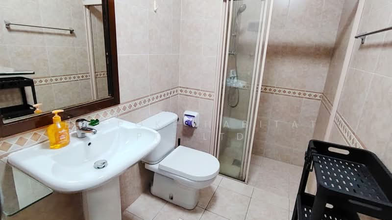 Maple Woods, 985 Bukit Timah Road, Room Rental, 100 sqft, Condominium For Rent, by Bespoke Habitat Pte Ltd, 60151196 - Bathroom - PropertyGuru.com.sg