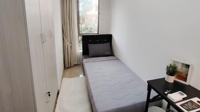Maple Woods, 985 Bukit Timah Road, Clementi Park / Upper Bukit Timah, Room Rental, 100 sqft, Condominium For Rent, by Bespoke Habitat Pte Ltd, 60151196 - 04-10 CR2 - PropertyGuru.com.sg