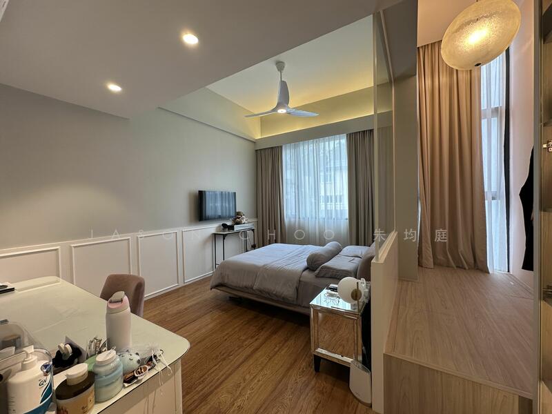 For Sale - Beautifully Renovated Almost Brand New Semi D