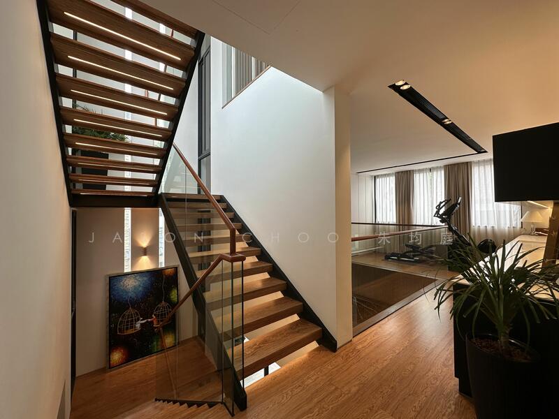For Sale - Beautifully Renovated Almost Brand New Semi D