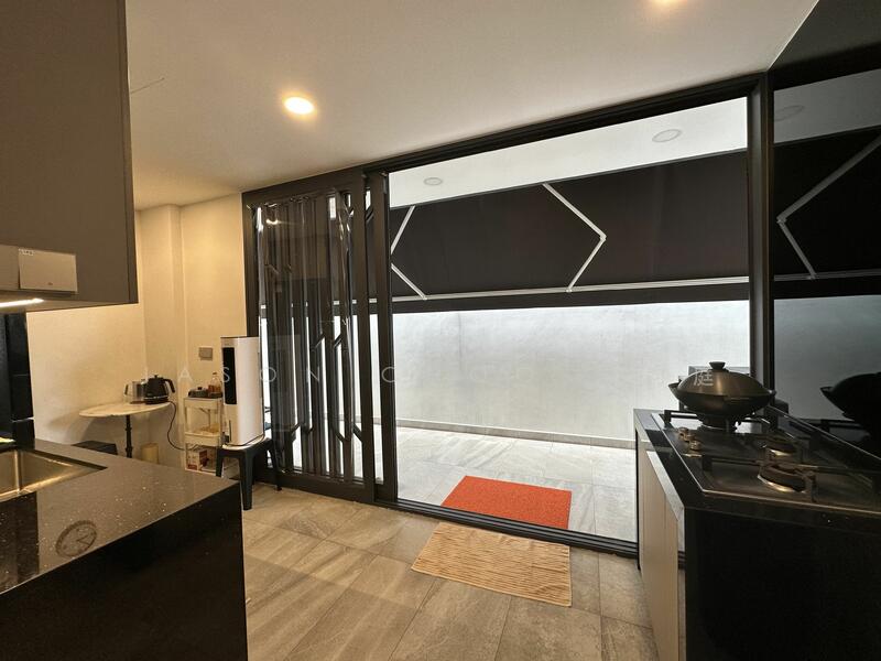 For Sale - Beautifully Renovated Almost Brand New Semi D