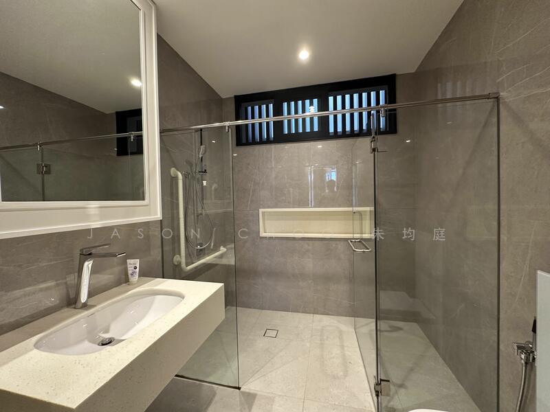For Sale - Beautifully Renovated Almost Brand New Semi D