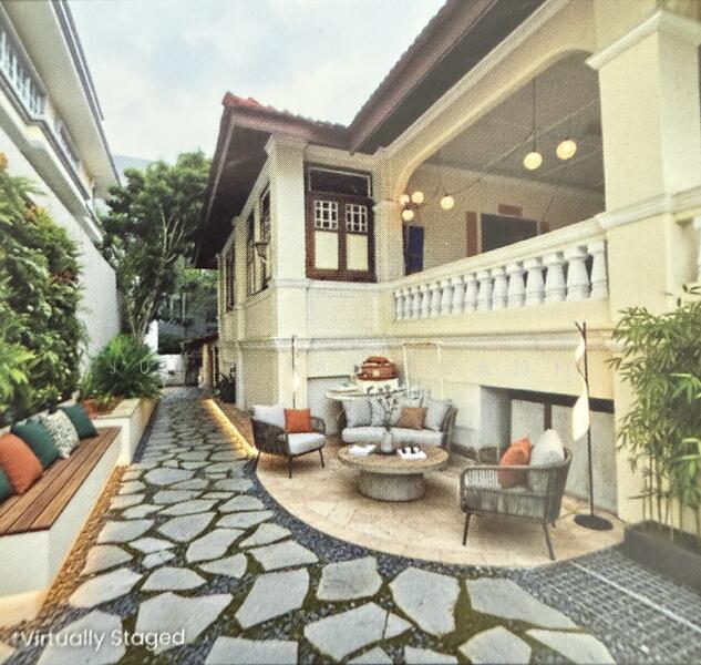 For Sale - ❇️NEW HOT LISTING❇️ Near Kovan MRT. Rare Reg Land Plot