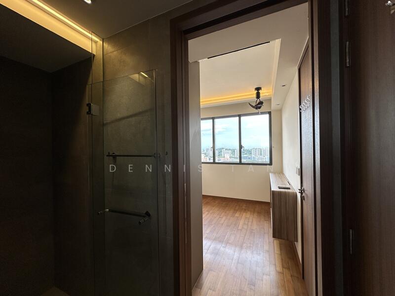 Bathroom direct access to Bedroom