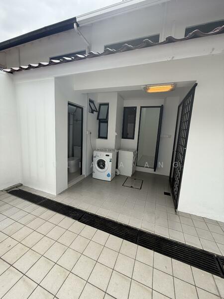Yard Laundry Area