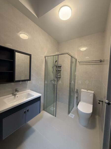 New Bathroom 3 Jack & Jill 