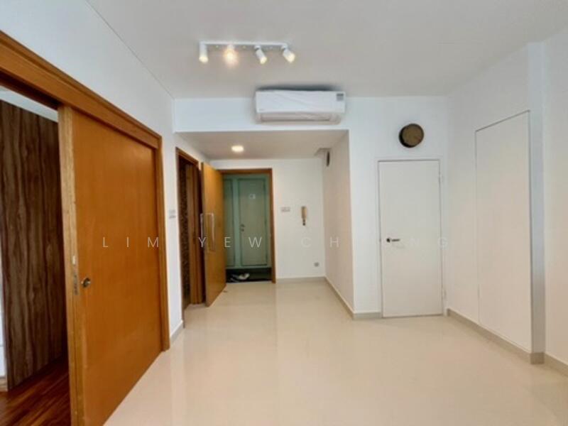 Entrance cum Living & Dining Room (3)