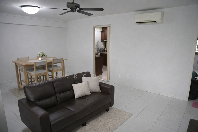 437 Fajar Road HDB Flat For Sale at S$ 530,000 | PropertyGuru Singapore - Living Room