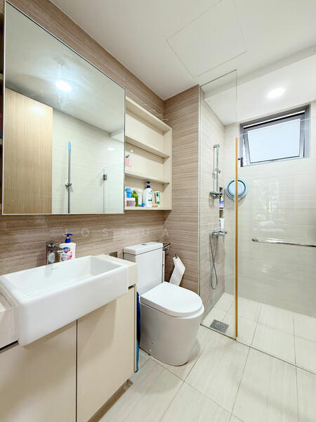 Bathroom 2