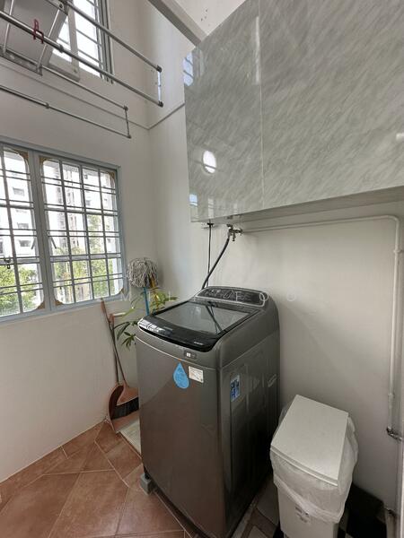 For Rent - 206A Compassvale Lane