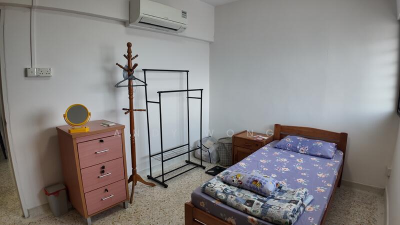 703 Yishun Avenue 5, 703 Yishun Avenue 5, 3 Bedrooms, 1,001 sqft, HDB Flat For Rent, by Andy Wong, 60151871 - Bedroom 2 - PropertyGuru.com.sg