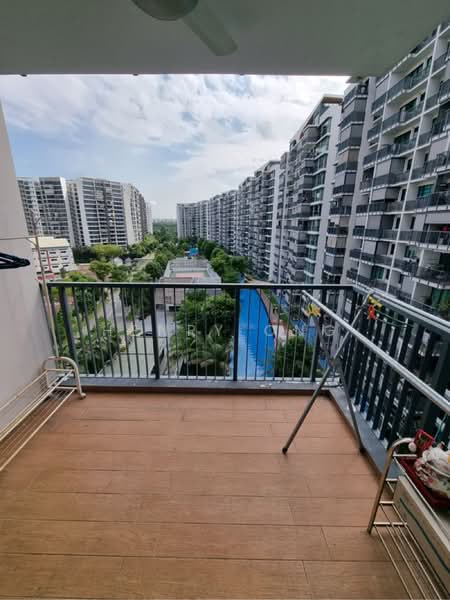 Kingsford Waterbay, 64 Upper Serangoon View, 2 Bedrooms, 710 sqft, Apartment For Sale, by Henry Ong, 60151875 - PropertyGuru.com.sg