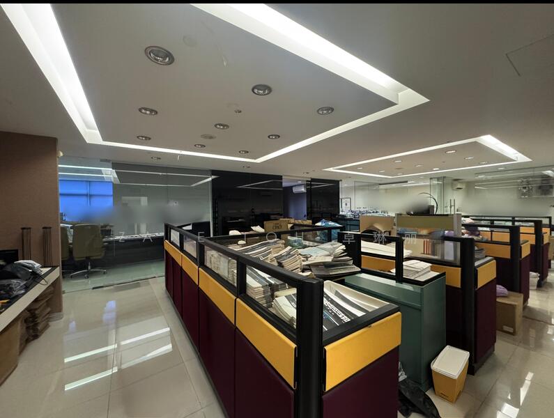 Vertex, 33 Ubi Avenue 3, 2,960 sqft, Light Industrial (B1) For Sale, by Zane Toh 卓琳丽, 60151887 - Study - CommercialGuru.com.sg