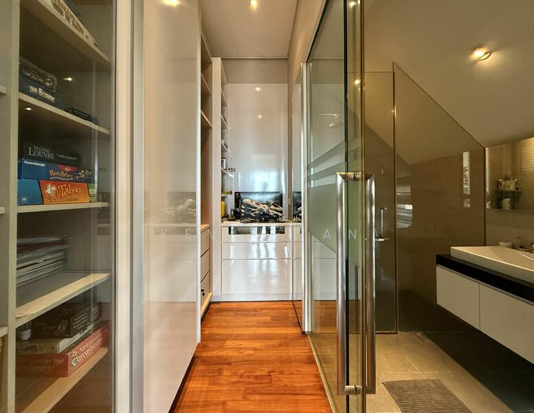 For Sale - ⭐️⭐️LANDED7772@ Tavistock MRT Beautiful Semi Detached with Lift & Basement