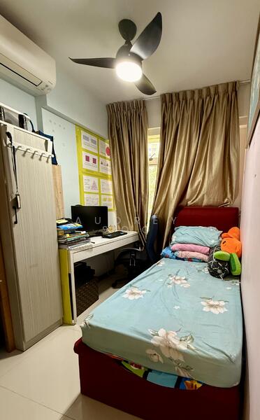 Extra Study Rm w Single Bed too