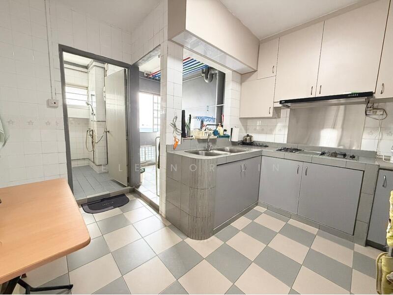 For Sale - 725 Pasir Ris Street 72