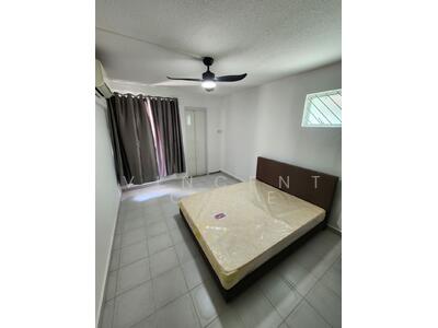 For Rent - 406 Tampines Street 41